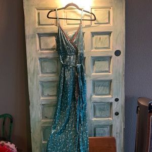 Billabong Maxi slit dress